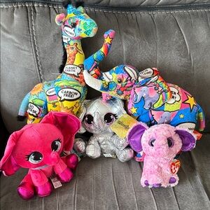 Colorful Plush Animal Set - elephant /giraffe